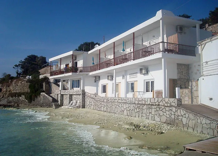 Petalides דירה פארוס