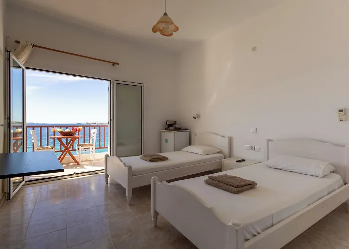 Petalides * פארוס