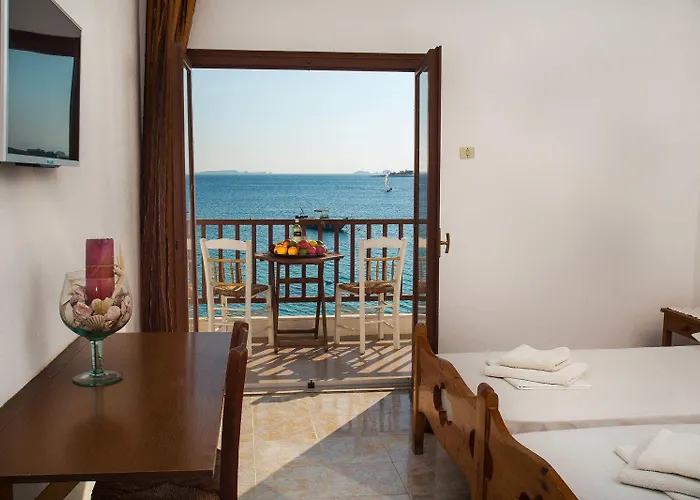 Petalides Lejlighed *